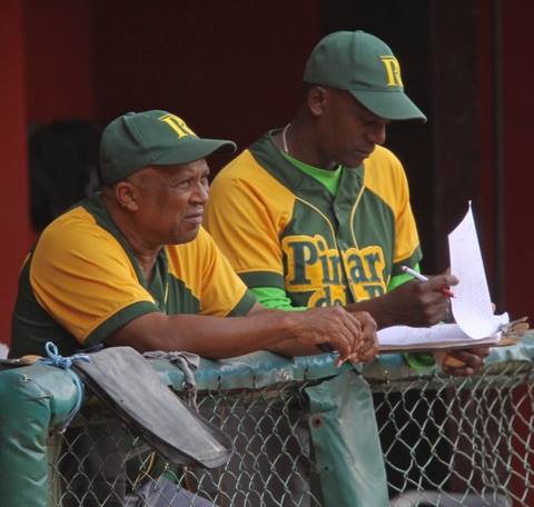 10922494_873135092739447_6845602094685735541_n