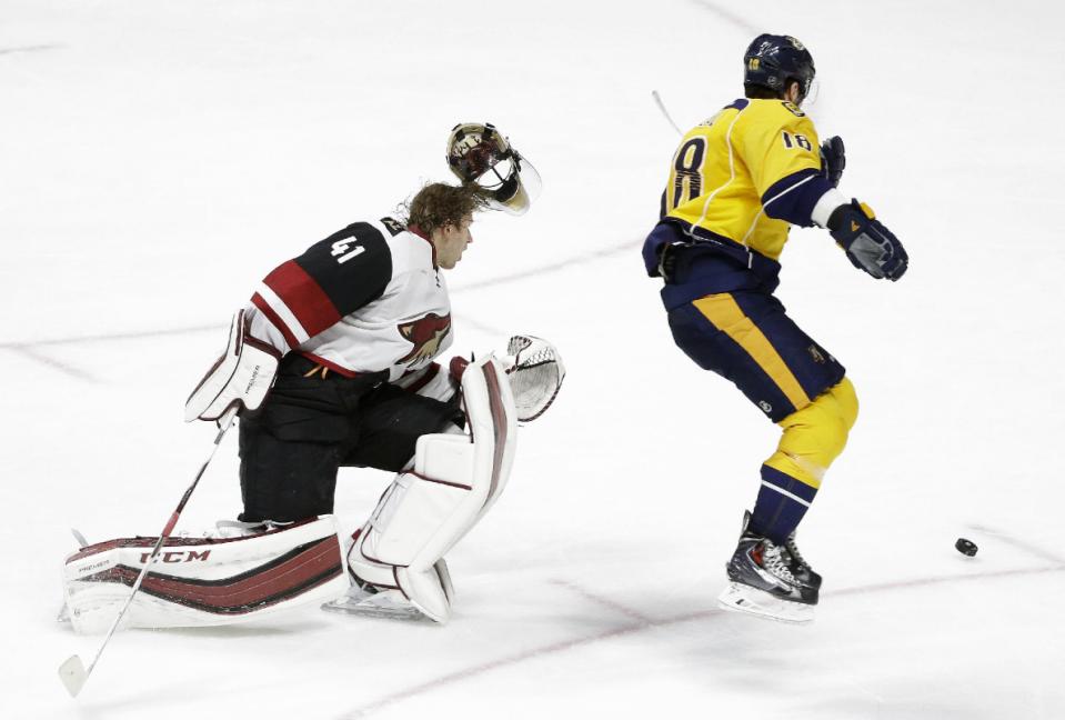 James Neal, Mike Smith