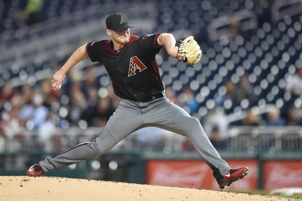 Miller gana arbitraje