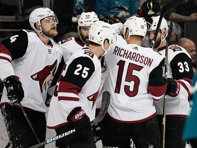 Coyotes hilvana victorias