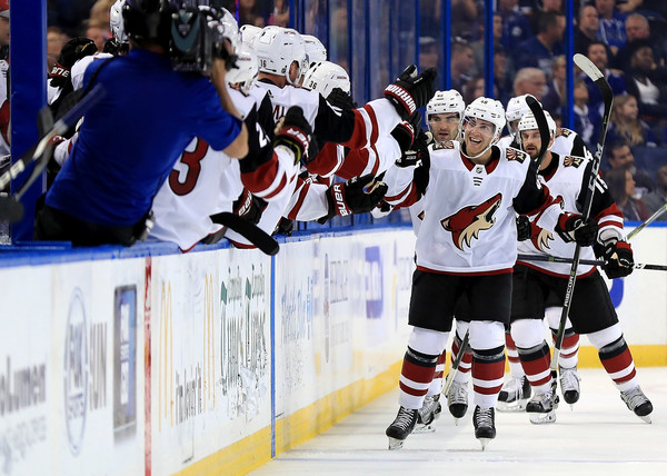 Coyotes apaga al&nbsp;Ligthtning