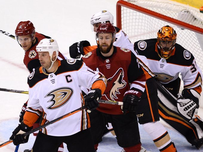 Coyotes se despiden con&nbsp;derrota