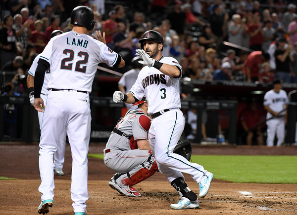 Diamondbacks amarran serie
