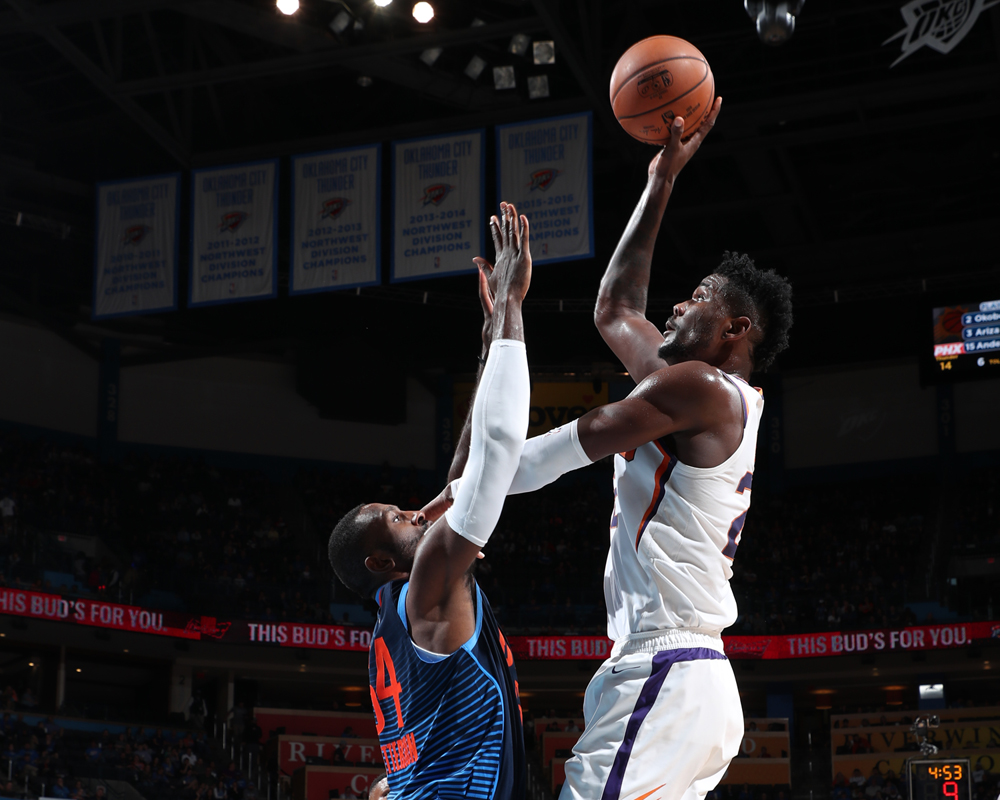 Soles tropieza con&nbsp;Thunder