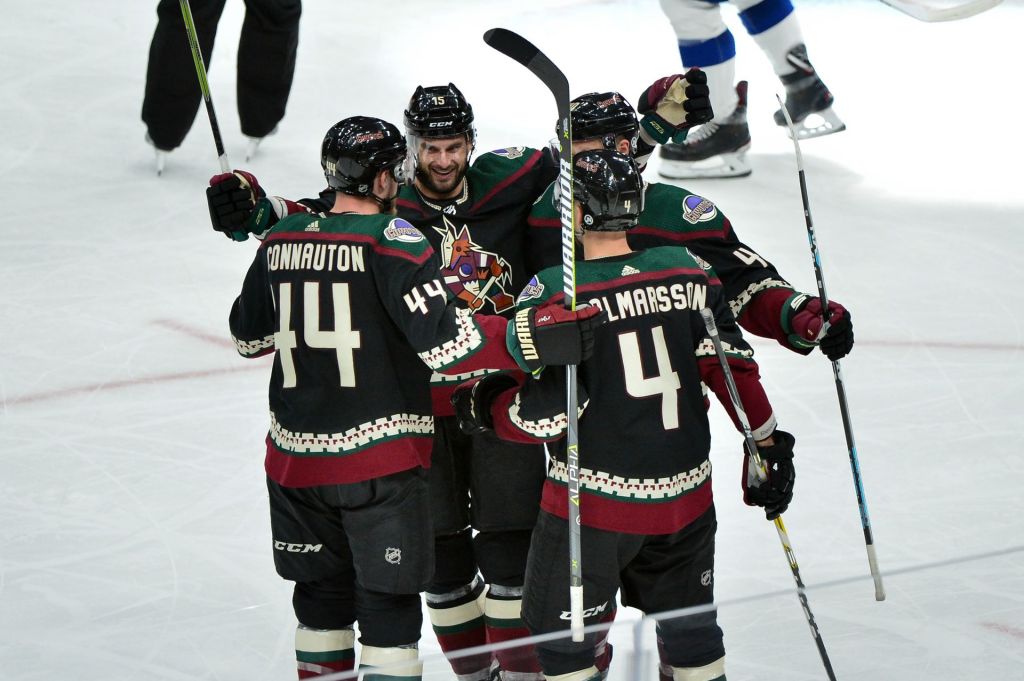 Coyotes hilvana tercer&nbsp;ganado
