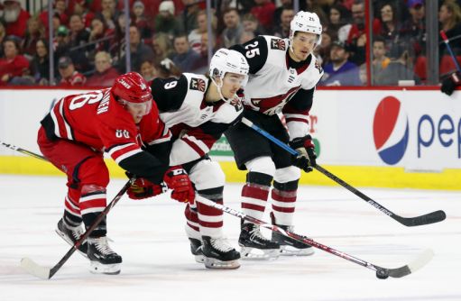 ‘Seca’ Huracanes a los&nbsp;Coyotes