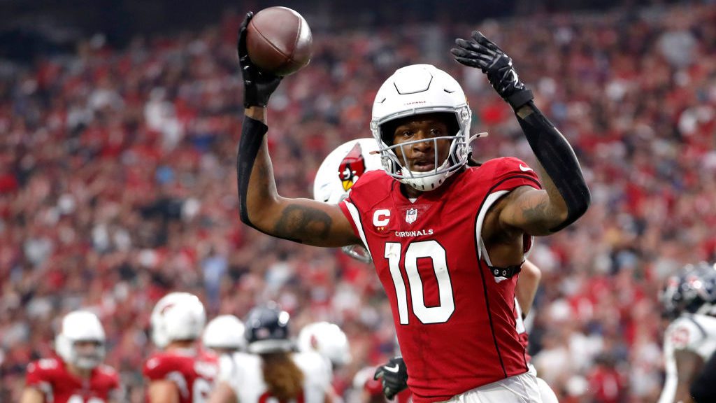 Cards cortan a&nbsp;Hopkins