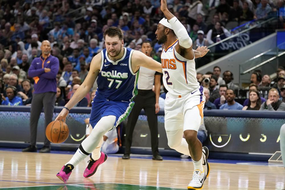 Mavs dominan a&nbsp;Soles