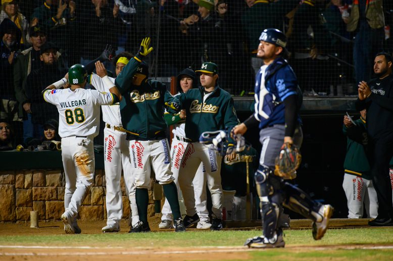 Cañeros se van&nbsp;arriba