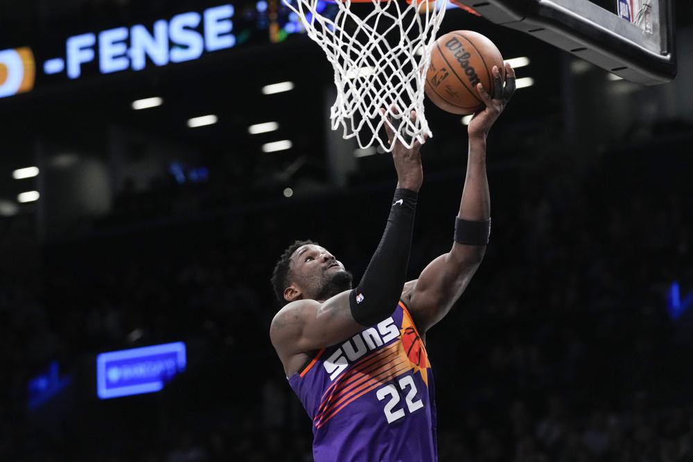Ayton guía a los&nbsp;Soles