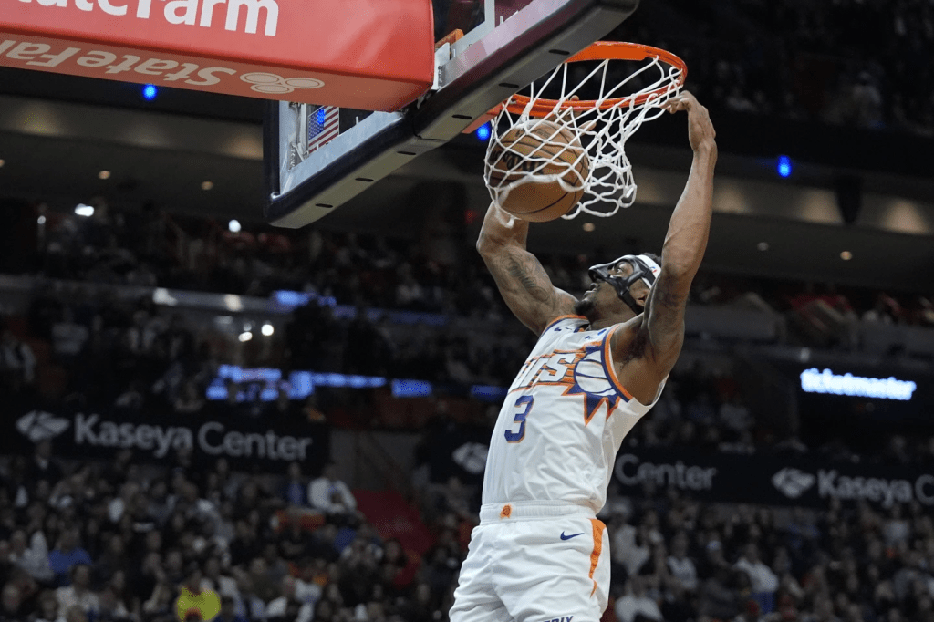 Soles regresan al&nbsp;triunfo