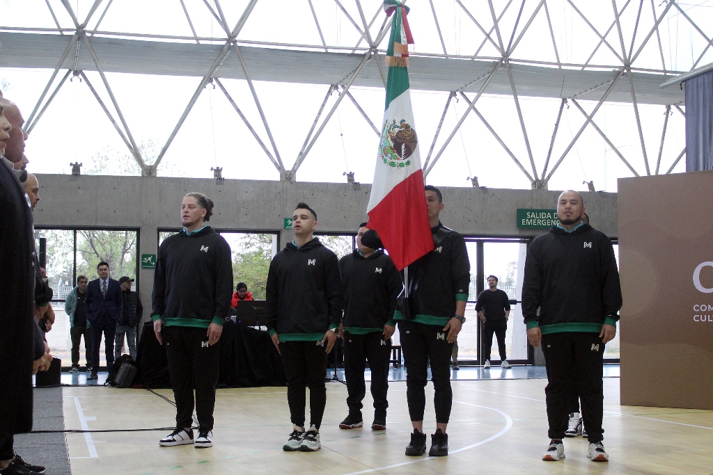 Naranjeros reciben Lábaro&nbsp;Patrio