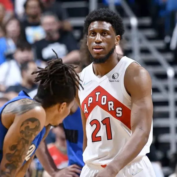 Young se une a los&nbsp;Soles