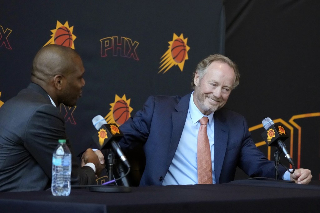 Suns presentan a&nbsp;Budenholzer
