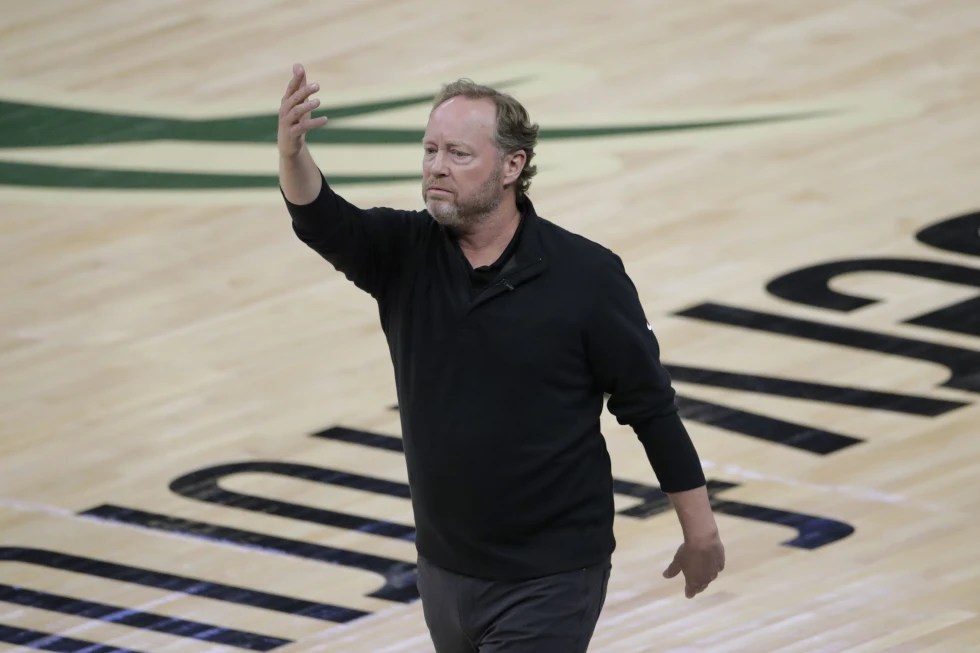 Budenholzer toma a los&nbsp;Suns