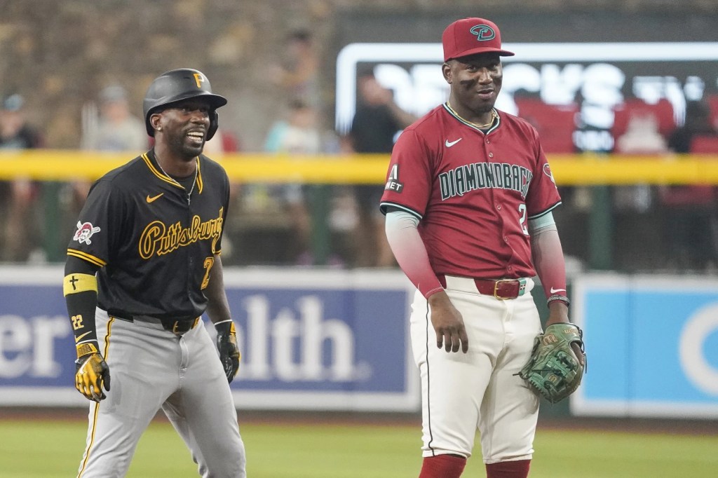 Escapa barrida a Diamondbacks&nbsp;HIGHLIGHTS