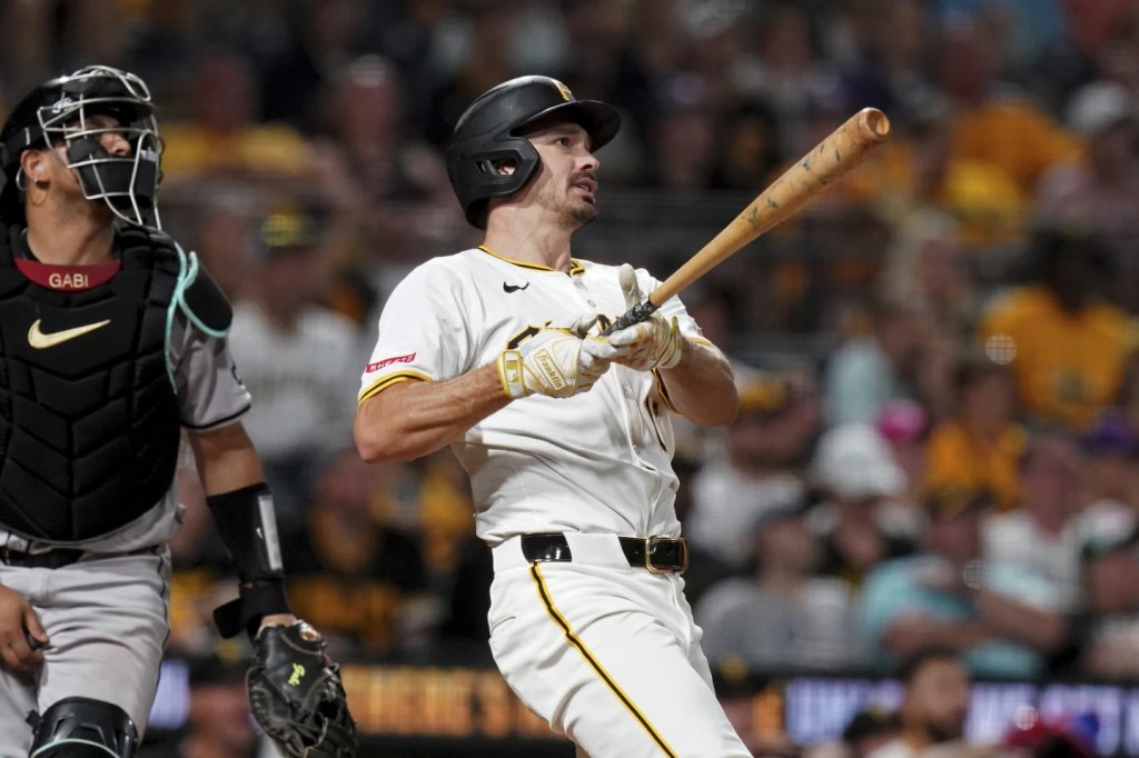 Bart y Reynolds se vuelan la barda para empatar la serie a un triunfo