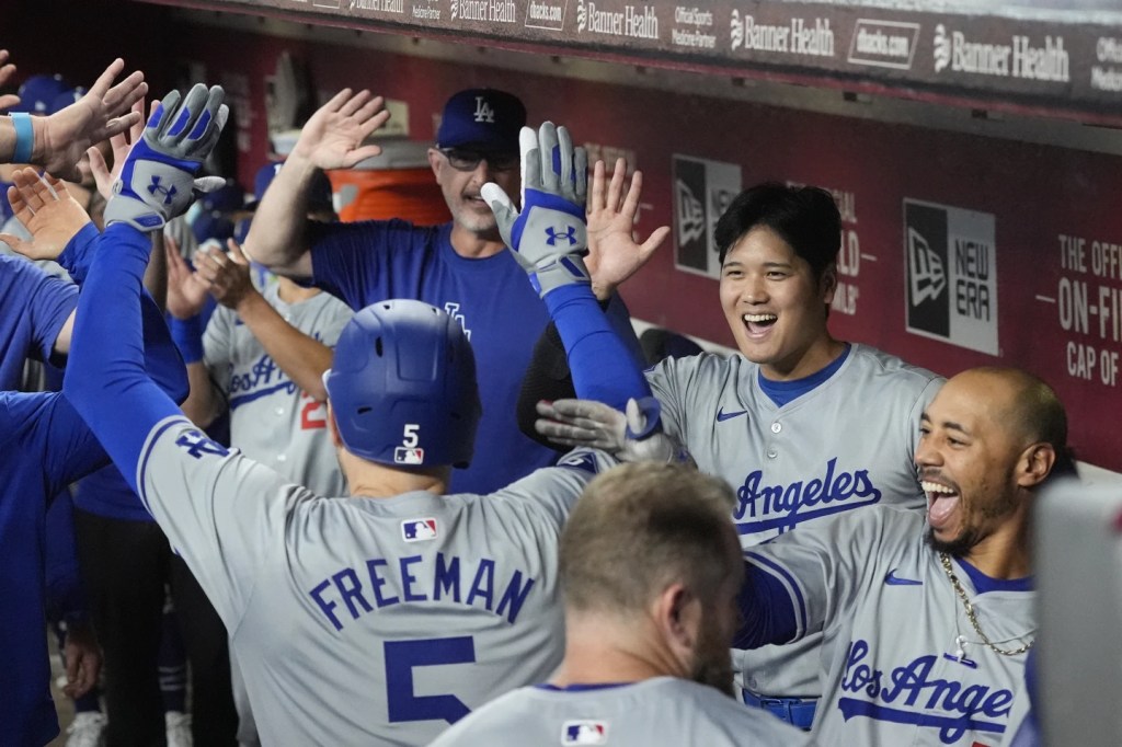 Dodgers atacan temprano y vencen a Diamondbacks&nbsp;HIGHLIGHTS