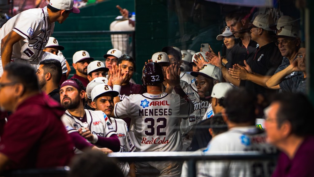 Grand slam de Meneses apoya labor de Barreda; Tomateros gana quinto en fila&nbsp;HIGHLIGHTS