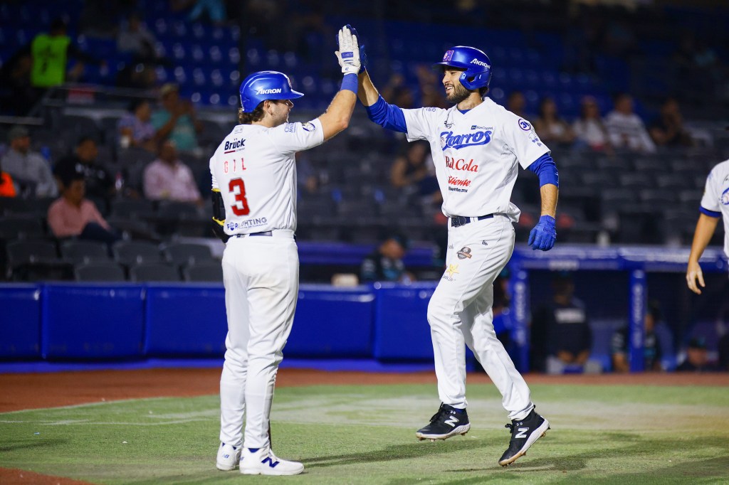 Charros apalean a los Sultanes&nbsp;HIGHLIGHTS