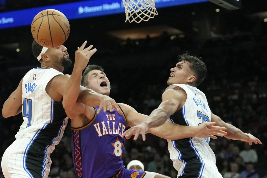 Suns ligan cuarta derrota&nbsp;HIGHLIGHTS