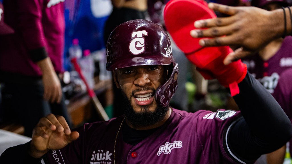 Joey Meneses produce tres en triunfo de Tomateros&nbsp;HIGHLIGHTS