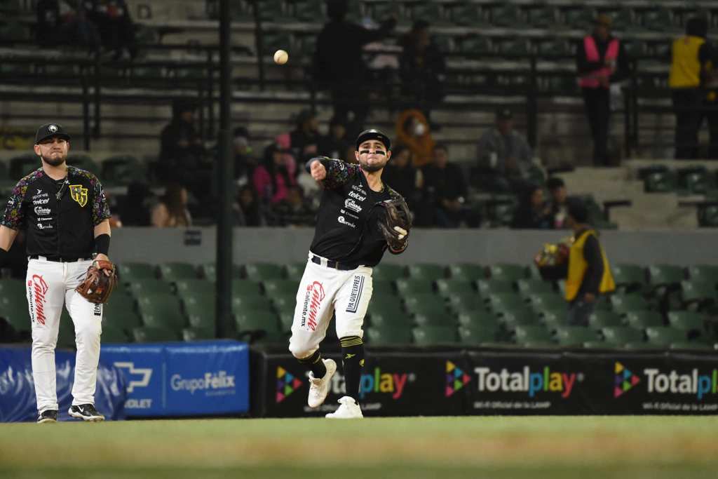 Algodoneros frenan a Naranjeros&nbsp;HIGHLIGHTS