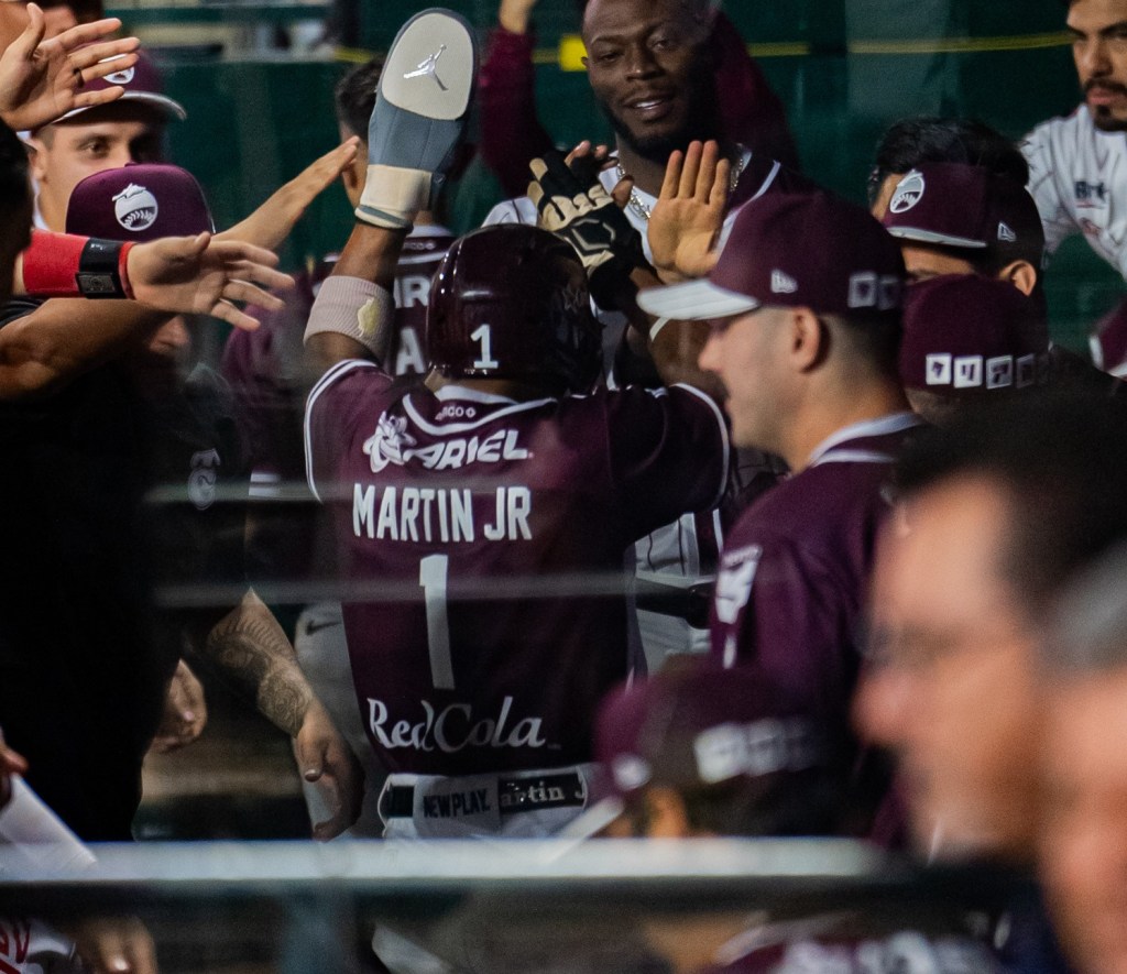 Tomateros frenan mala racha&nbsp;HIGHLIGHTS