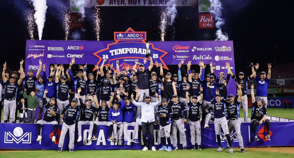 Charros se coronan en tierra&nbsp;ajena