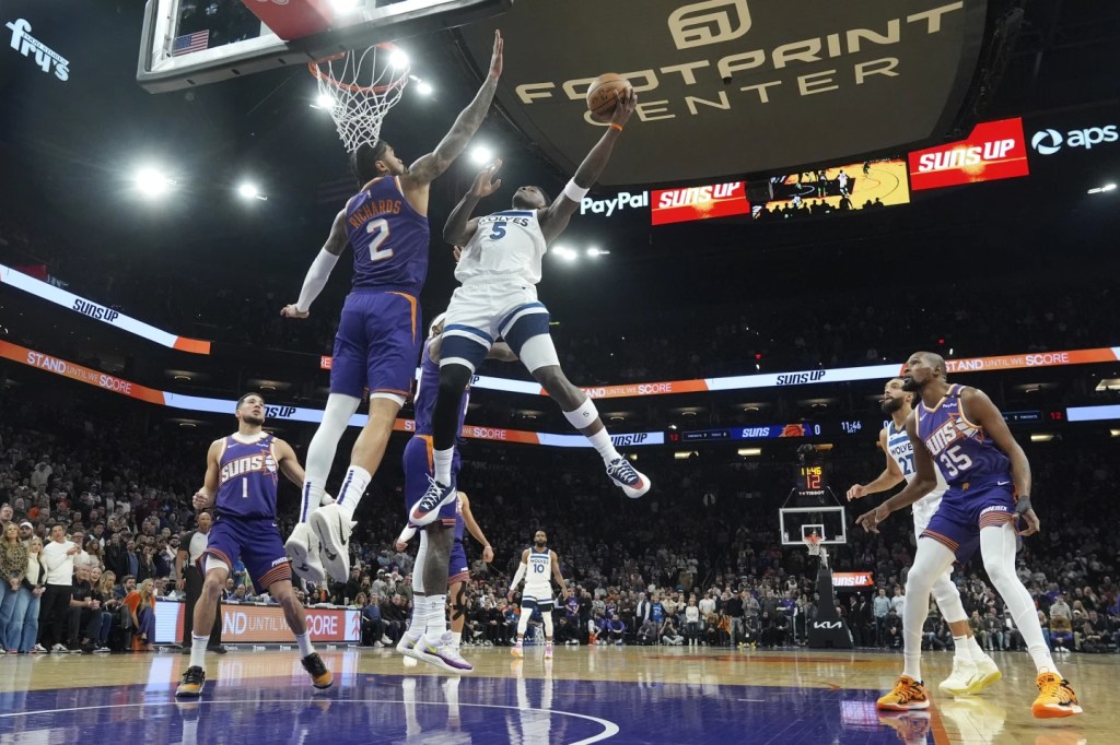 Suns tropiezan ante&nbsp;Timberwolves