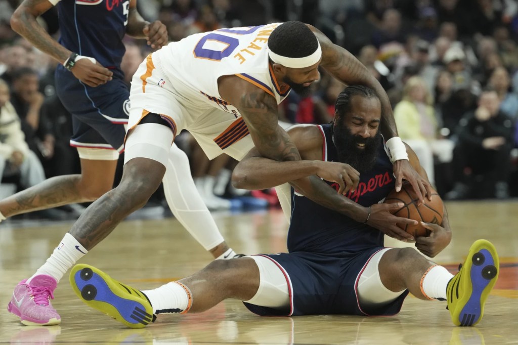 Ganan Suns con sus&nbsp;estelares