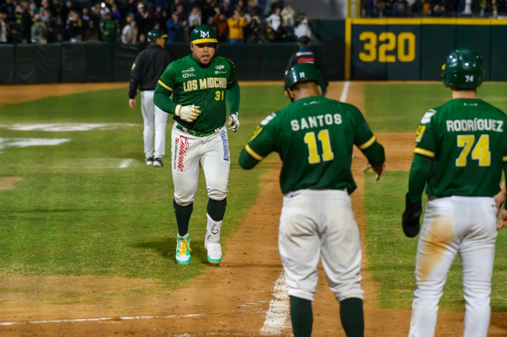 Grand slam de Tomás guía a los&nbsp;Cañeros