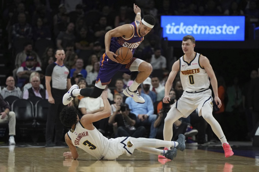 Suns diezmados caen ante&nbsp;Nuggets