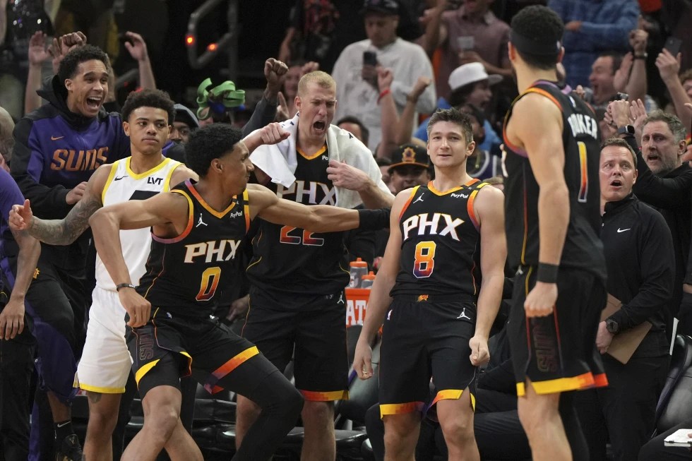 Suns arrebatan triunfo al&nbsp;Jazz