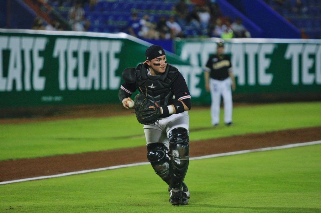 Concreta Tucson canje con&nbsp;Tomateros