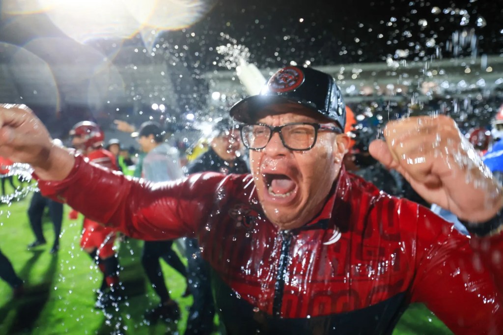 Último Down/Vuelve cetro a la&nbsp;CDMX