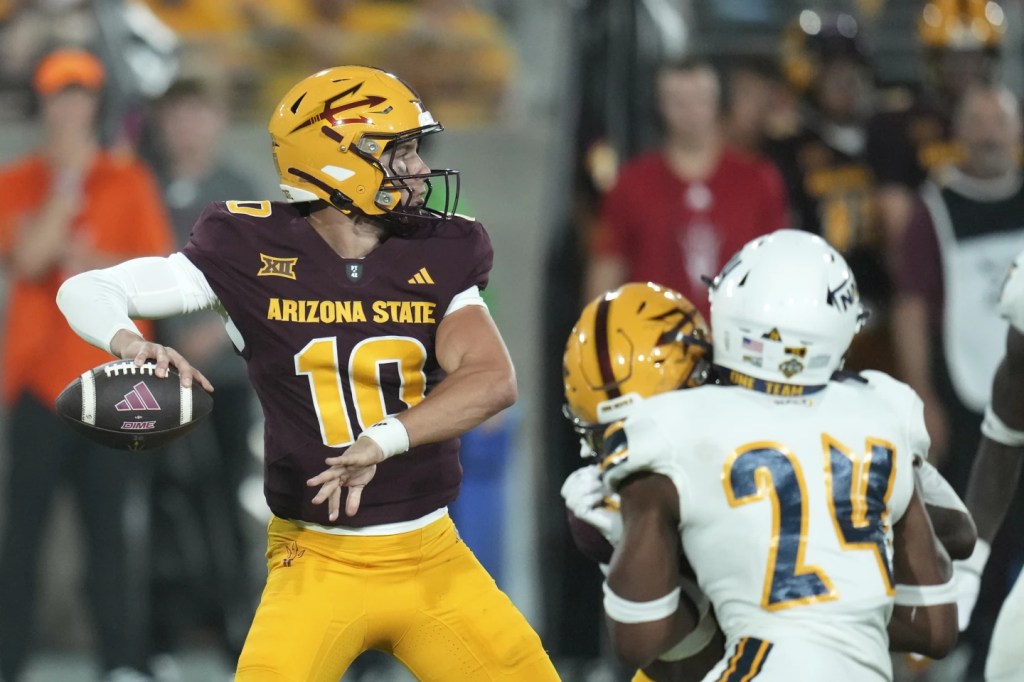 Sam Leavitt encabeza a Arizona&nbsp;State