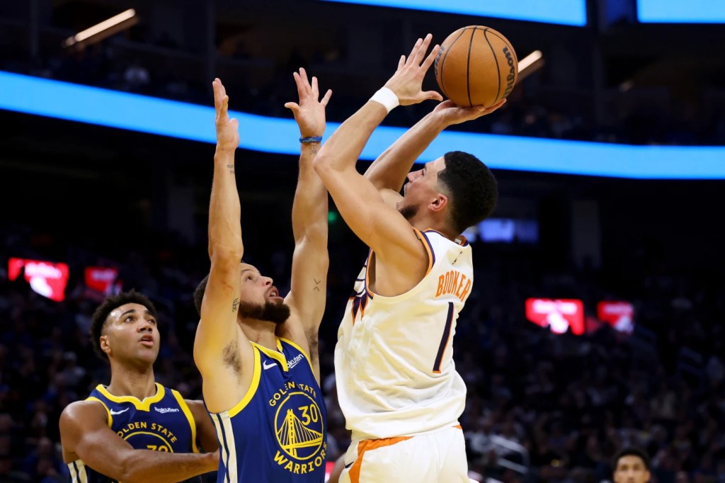 Warriors superan a&nbsp;Suns