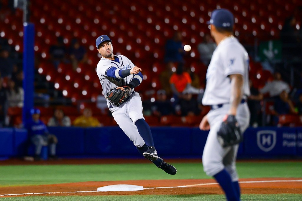 Jaguares ganan quinto en fila; triunfo de&nbsp;Tomateros