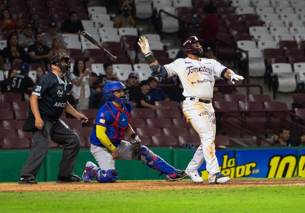 Singleton da triunfo a&nbsp;Tomateros