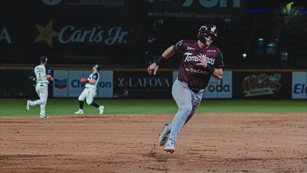 Tomateros igualan serie; paliza de&nbsp;Naranjeros