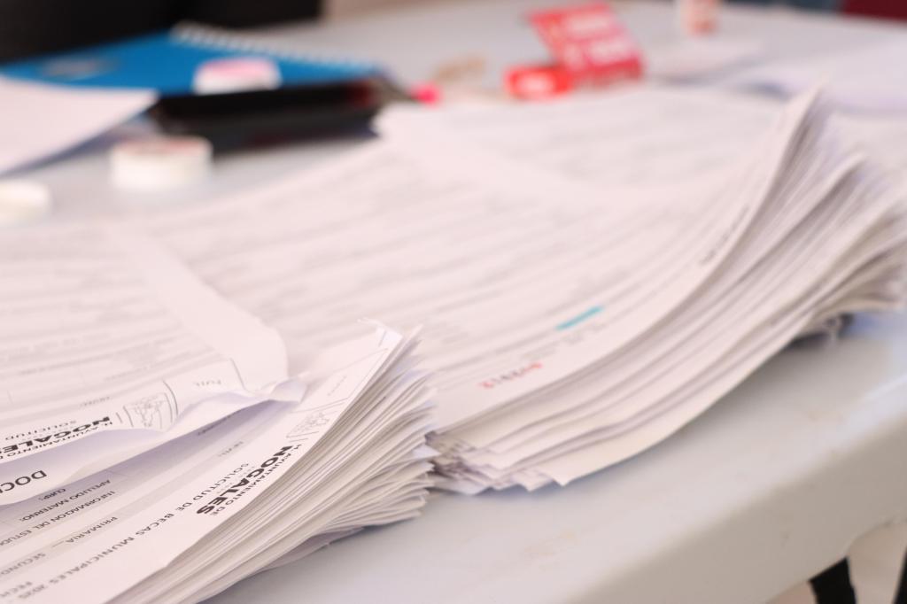 Acercan becas a la población de&nbsp;Nogales