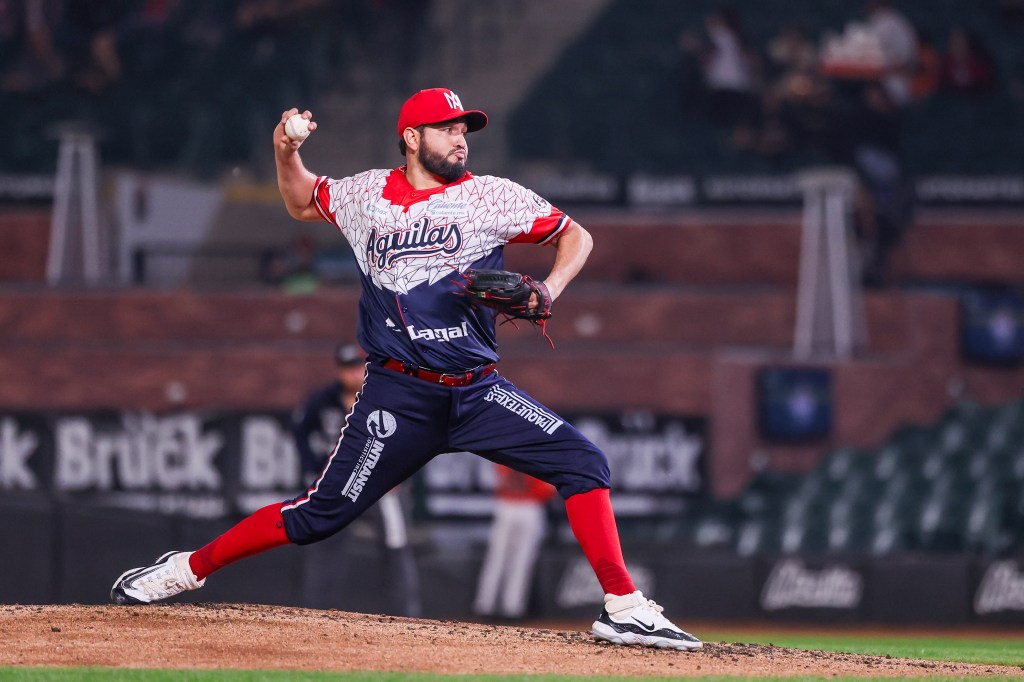 Águilas frenan a&nbsp;Naranjeros