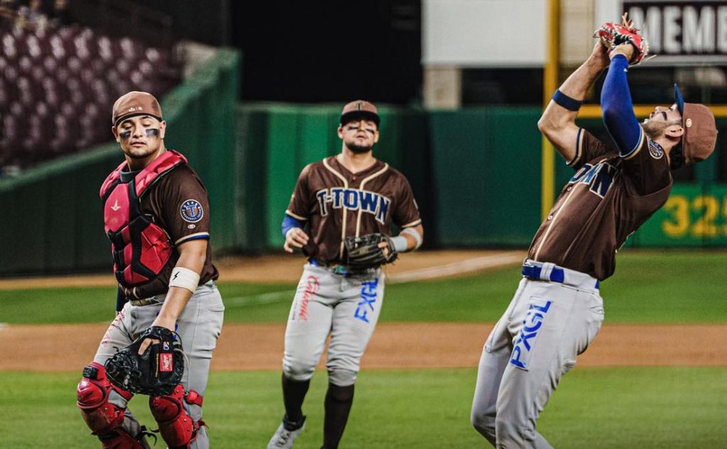 Jon Singleton castiga a&nbsp;Tucson