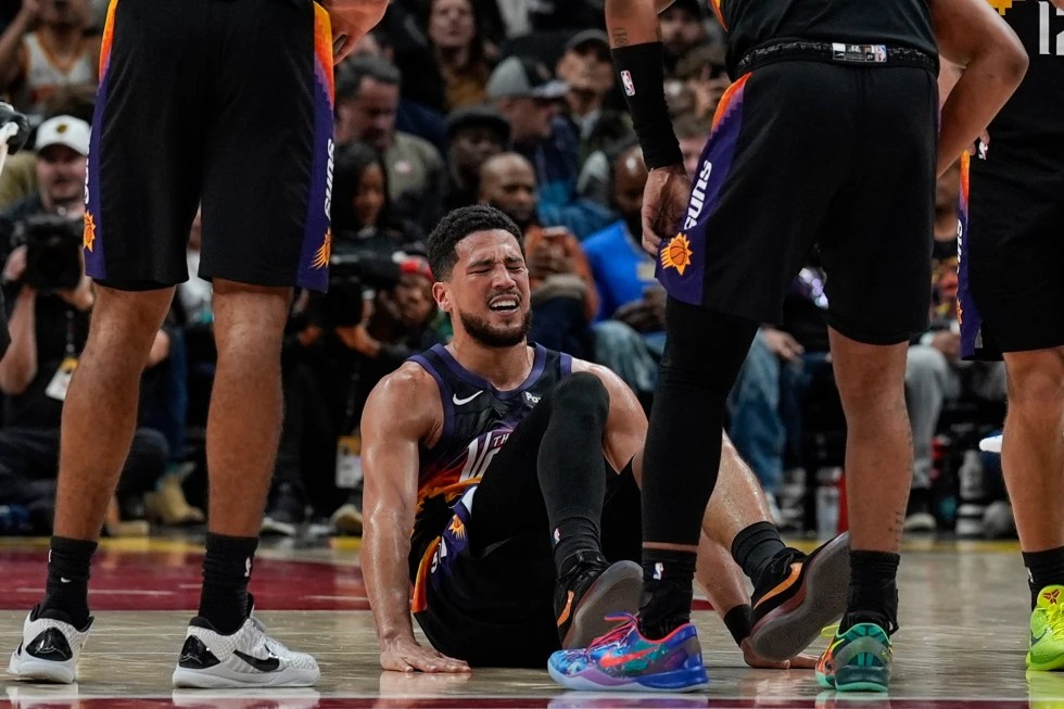 Booker lesionado en derrota de los&nbsp;Suns