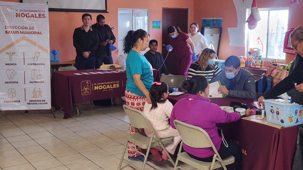 Llevan atención médica a La&nbsp;Mesa