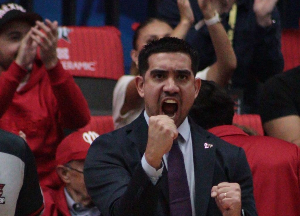 Coach de Rayos llega a&nbsp;Hermosillo