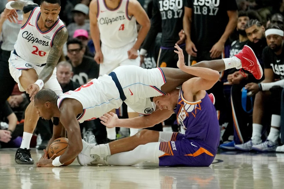 Clippers frenan a&nbsp;Suns