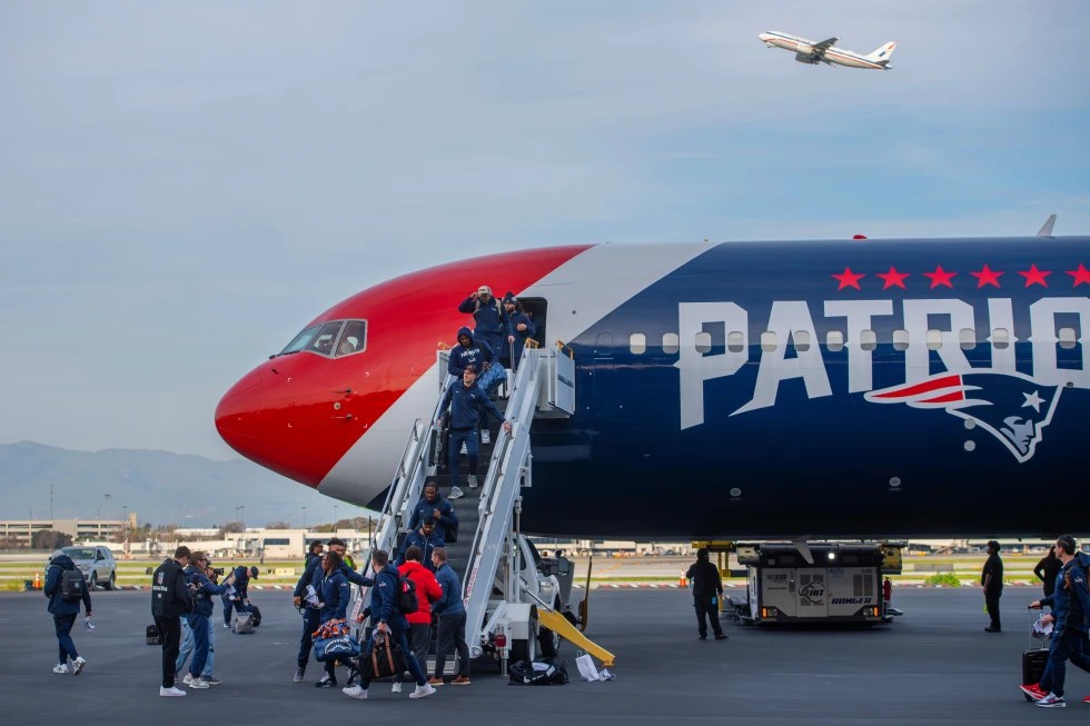 Aterrizan rivales en sede del Super&nbsp;Bowl